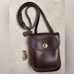 Vintage Coach Small Sidepack 9978 Mahogany